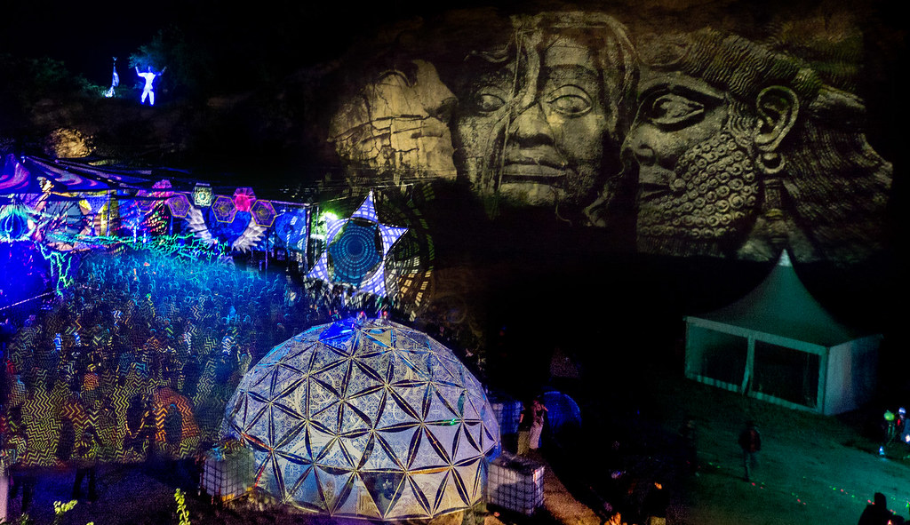 paradise FESTIVAL Mainfloor Sikanda 2013